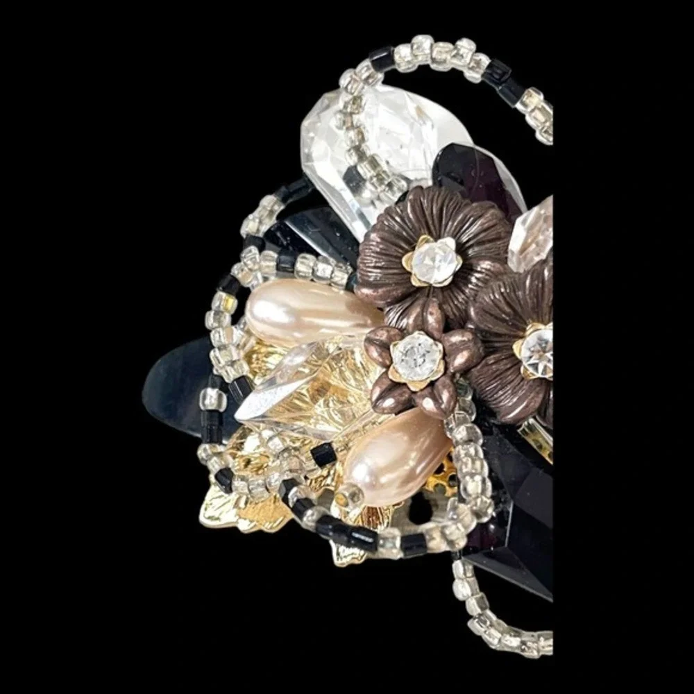 Vintage 90’s Big Bow Beaded Winny Diado Japan Hair Clip